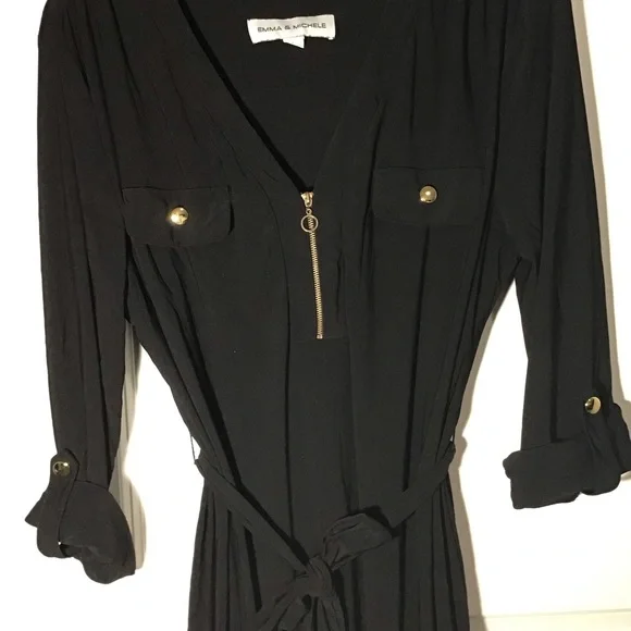 Black V-Neck Tie-Waist Midi Dress - Picture 3 of 8